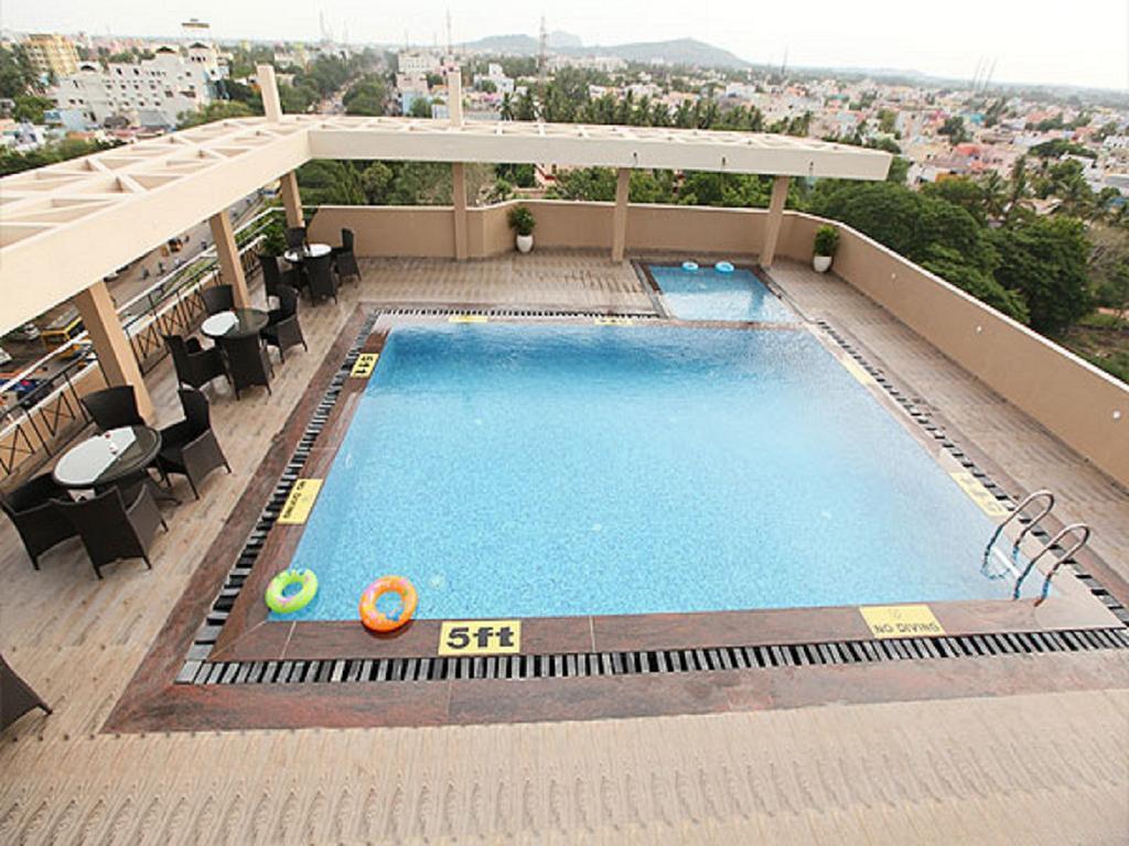 מדוראי Hotel Germanus מראה חיצוני תמונה