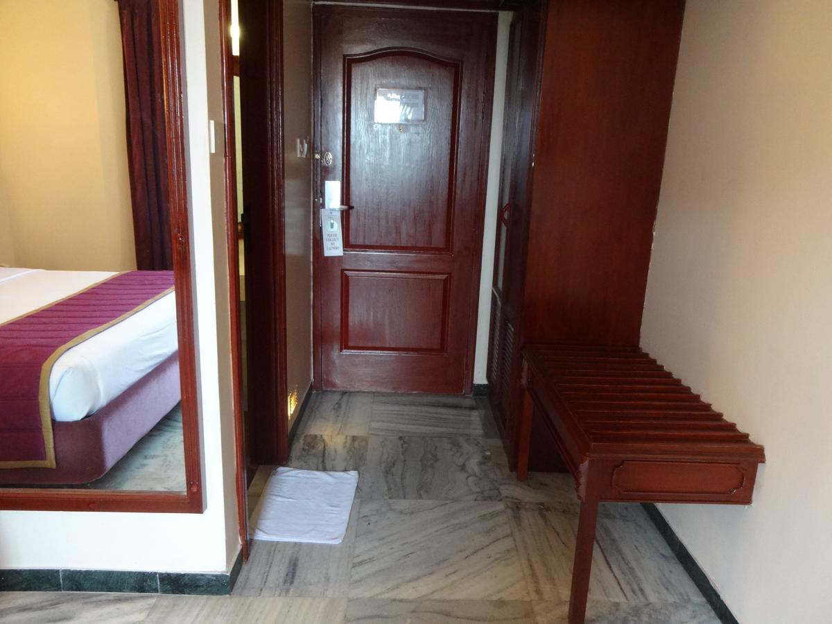 מדוראי Hotel Germanus מראה חיצוני תמונה