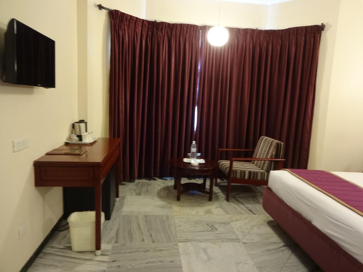 מדוראי Hotel Germanus מראה חיצוני תמונה